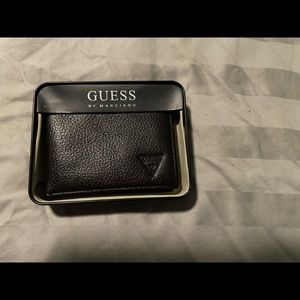 NWT Guess men’s wallet
